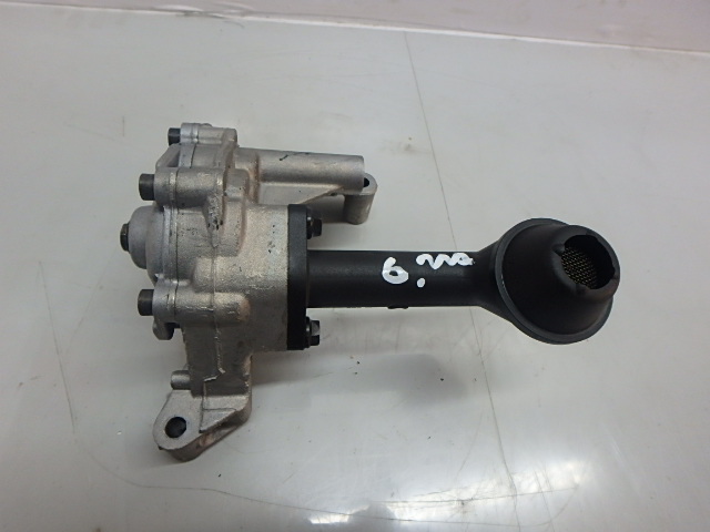 [1000425] Bomba de aceite Audi A3 8P 1 9 TDI BXE 038115105C