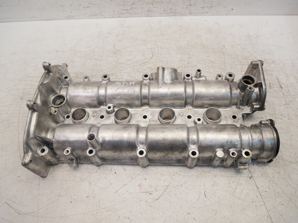[MTD-453673] Tapa de válvulas con árboles de levas Seat Skoda VW 1.6 16V BTS 03C103475AE