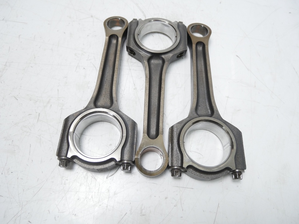 [MTD-465107] 3x Biela Ford Focus MK4 1.0 EcoBoost B7DA