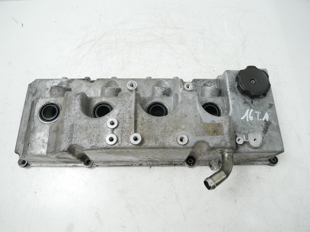 [MTD-477281] Tapa de balancines Mitsubishi Pajero MK4 V98W 3.2 DI-D 4M41 1035A993