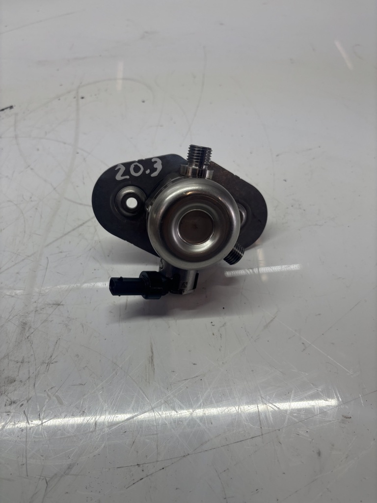 [MTD-477926] Bomba de combustible BMW Serie 7 G11 G12 4.4 750i N63B44C 8643464