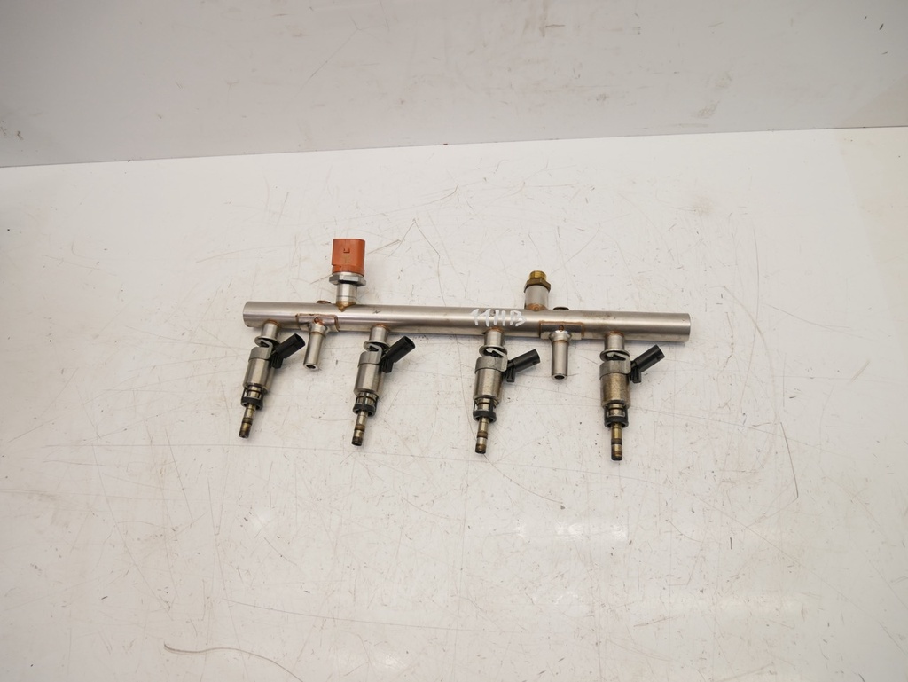 [MTD-479639] Colector de admisión Audi A4 B8 A5 Q5 2.0 TFSI CPMB CPM 06H133317D 06H906036N
