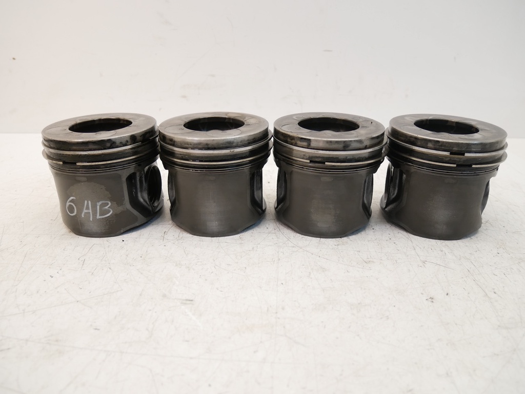[MTD-482758] 4x pistones para Ford Transit 2.4 TDCi (PHFA) 100 CV