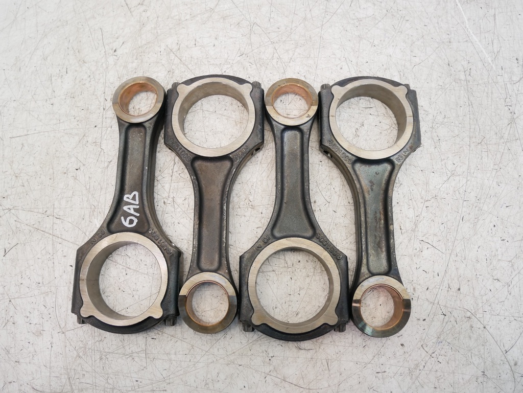 [MTD-504136] 4x Biela Mercedes CLA C117 2.2 OM651.930 651.930