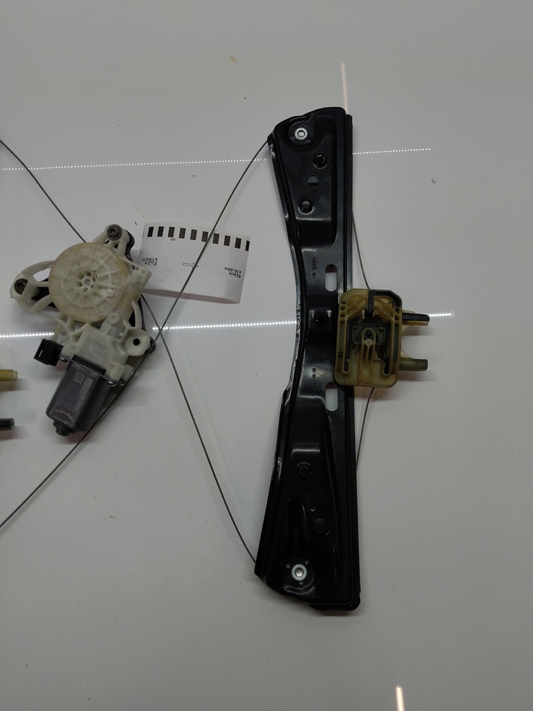 [MTD-504678] Regulador de ventana Mercedes Clase A W177 A35 AMG 2.0 4matic A0009065806