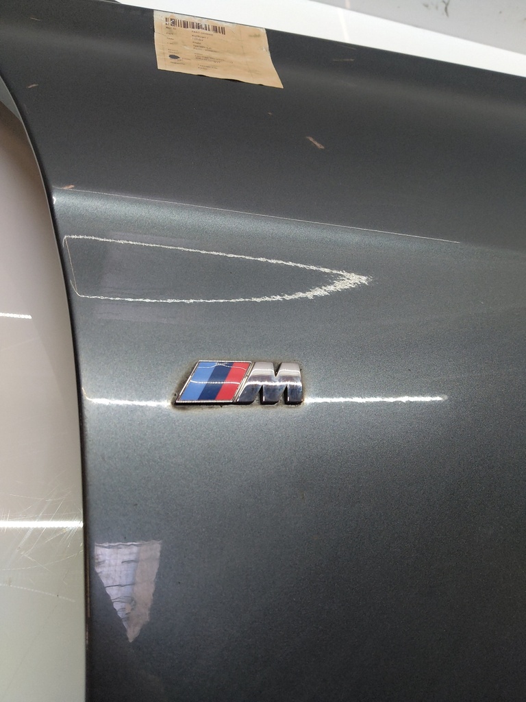 [MTD-504729] Aleta delantera derecha gris mineral B39 BMW F80 Serie 3 330d N57D30A 41007438440