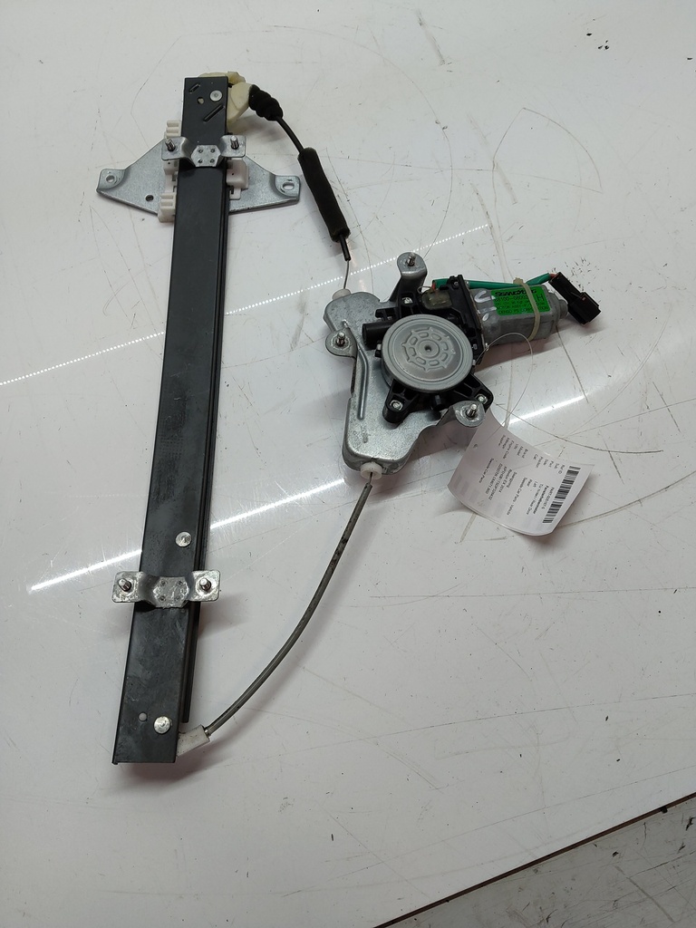[MTD-505266] Regulador de ventana Ssangyong Rexton EX 2.0 Xdi 4x4 D20DTR OM671.960 88100-08002