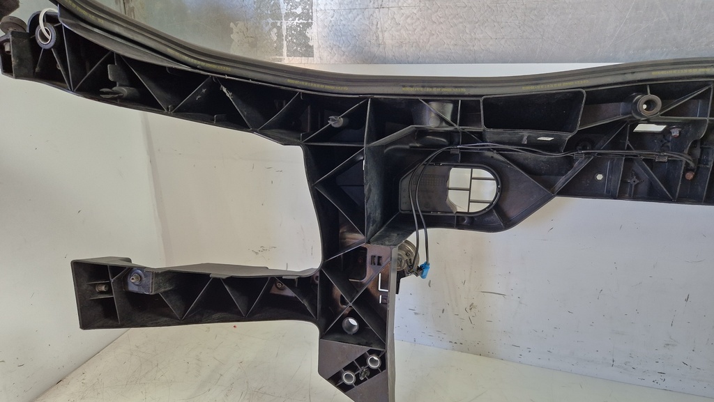 [MTD-509381] Soporte de ventana lateral Mercedes Sprinter B907 2.2 CDI OM651.958
