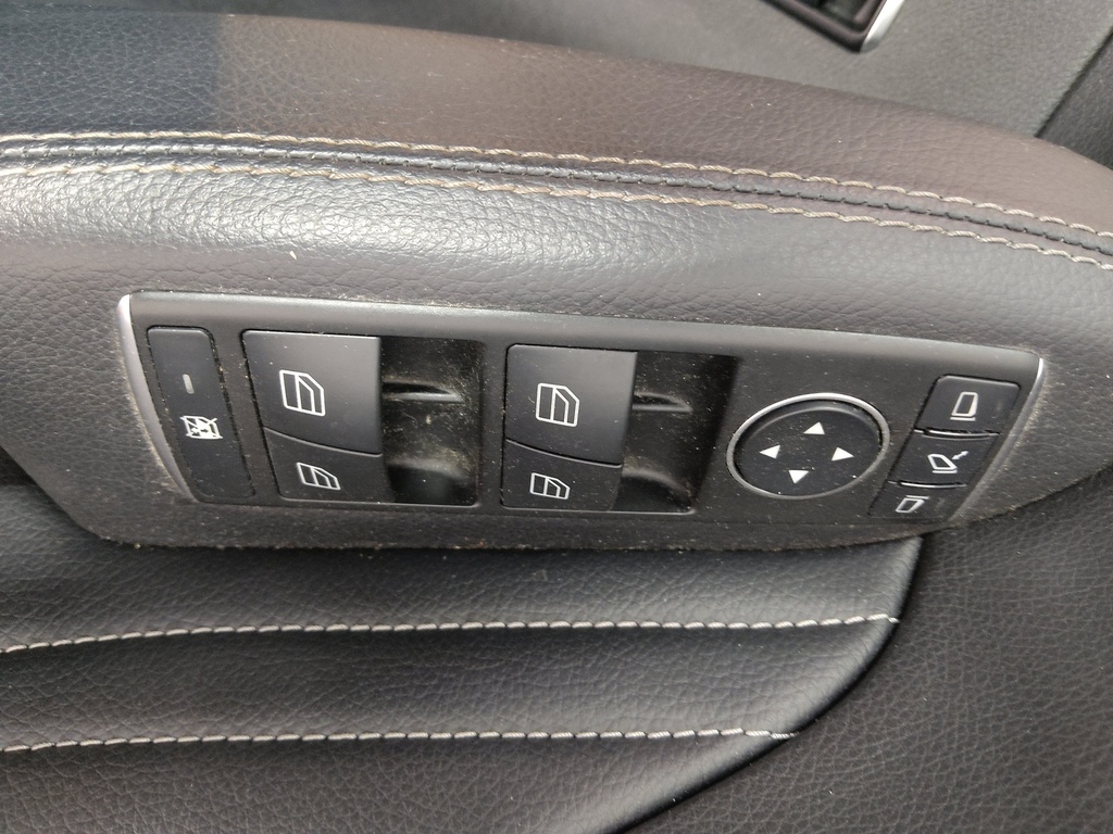 [MTD-510330] Revestimiento de puerta Mercedes Clase M W166 3.0 CDI BlueTEC OM642.826 A1667205600