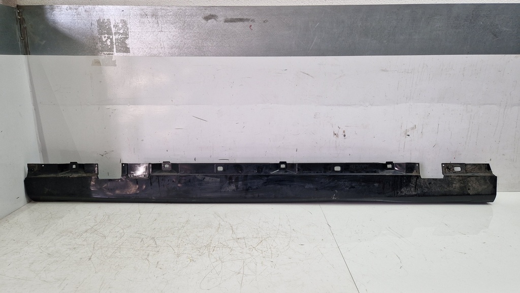 [MTD-510533] Faldón lateral Mercedes CLA C118 1.3 200 M282.914 A1186909100