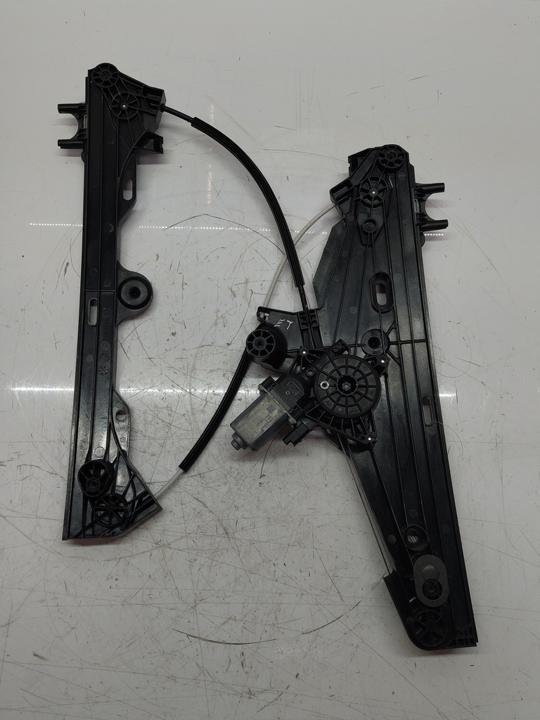 [MTD-510563] Motor del elevalunas eléctrico delantero izquierdo Peugeot 308 SW III FC 1.5 YHZ DV5RC 9829048280