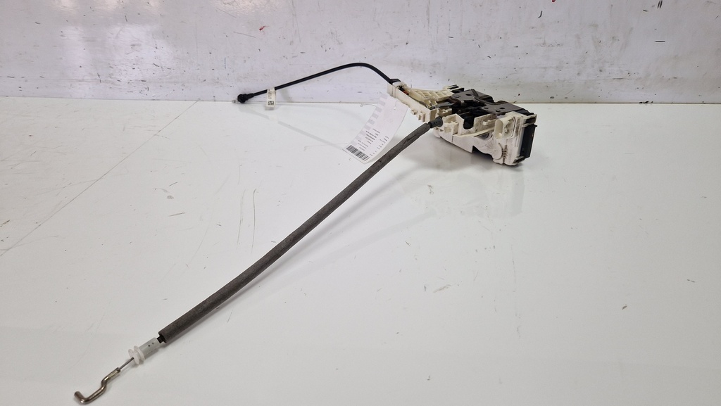 [MTD-509675] Cerradura de puerta Mercedes Sprinter B907 2.2 CDI OM651.958 A9077200200