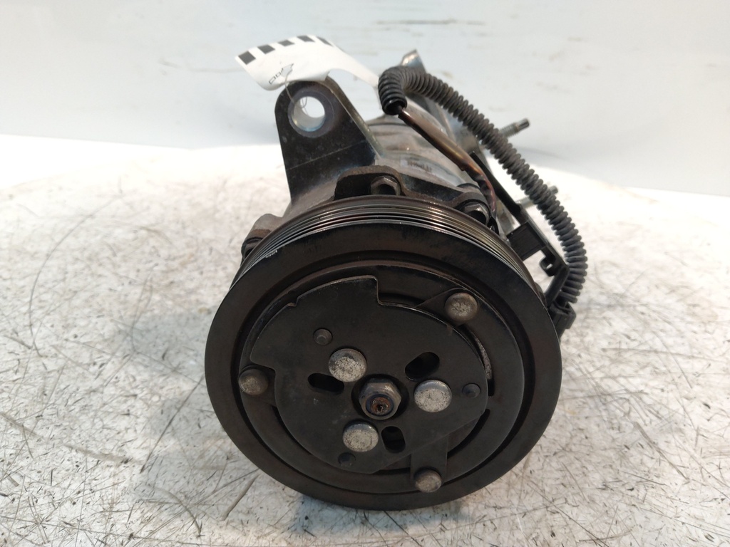[MTD-512204] Compresor de aire acondicionado Porsche Panamera 4.8 S M48.20 94812601103