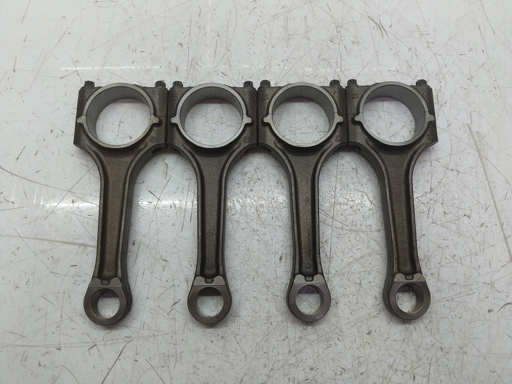 [MTD-519112] 4x Biela Audi A4 S4 1.8 TFSI CABB CAB 06H