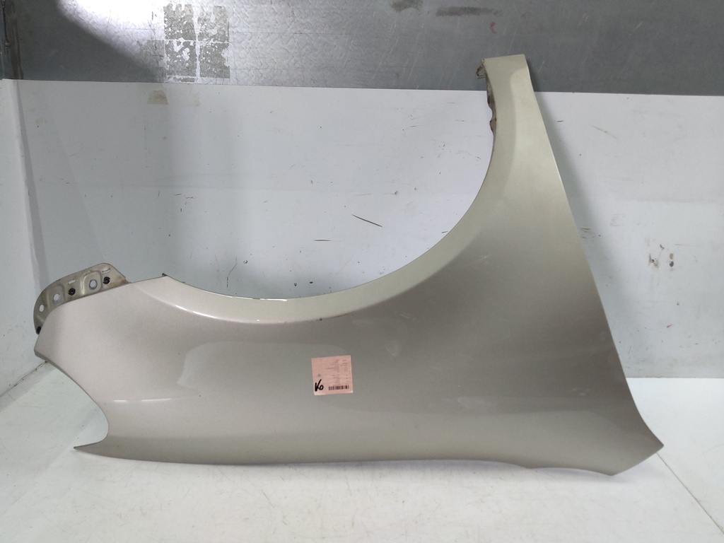 [MTD-520322] Aleta delantera derecha VW Golf VI AJ5 2.0 TDI CFHC CFH 1K9821022 PLATA (P7W)