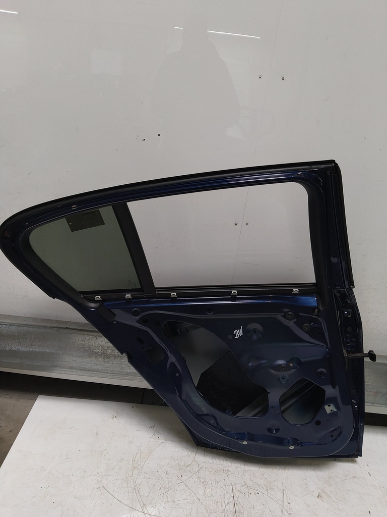 [MTD-521259] Puerta trasera izquierda BMW Serie 1 F20 1.5 B38B15A 41525A2A397 AZUL (C10)