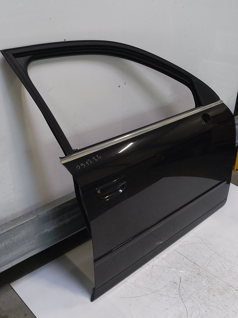 [MTD-521680] Puerta delantera derecha Seat Exeo ST 2.0 TDI Diesel CAGA CAG 2009-2013
