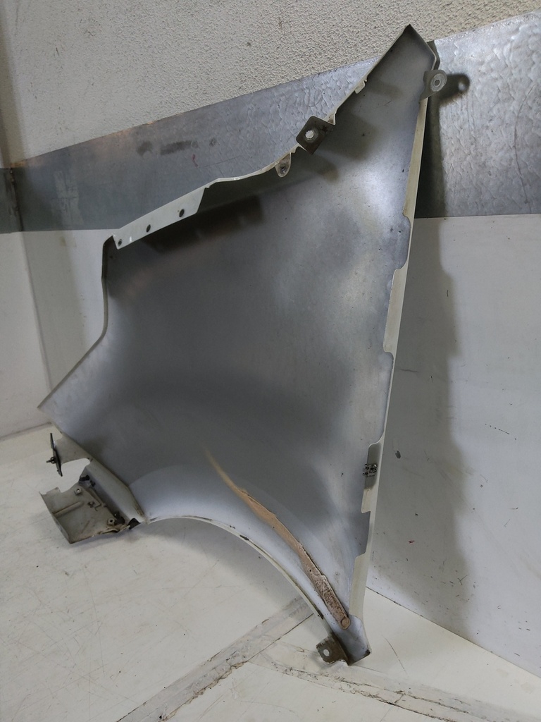[MTD-523731] Aleta delantera derecha Nissan Interstar X62B 2023 M9T726 2.3 dCI