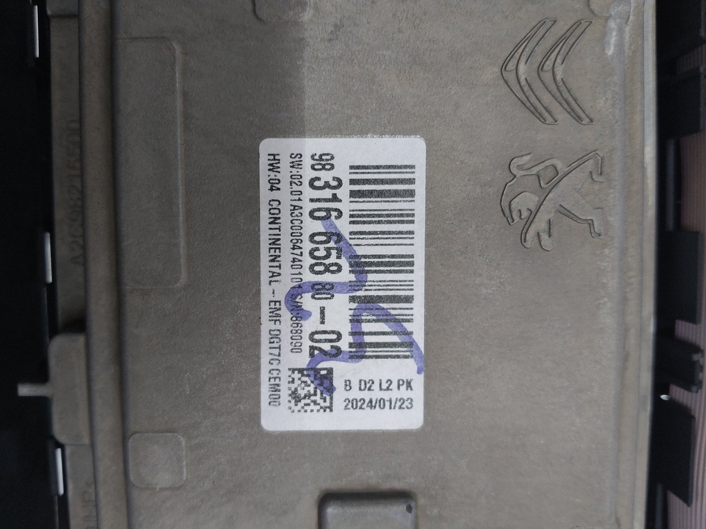 [MTD-524839] Unidad lectora CD de navegación CITROËN Dispatch III 2024 2.0 BlueHDi