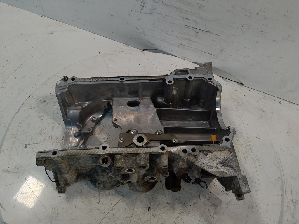[MTD-525068] Parte superior del cárter de aceite Renault Megane 2019 M5M450 M5M 1.6 TCe