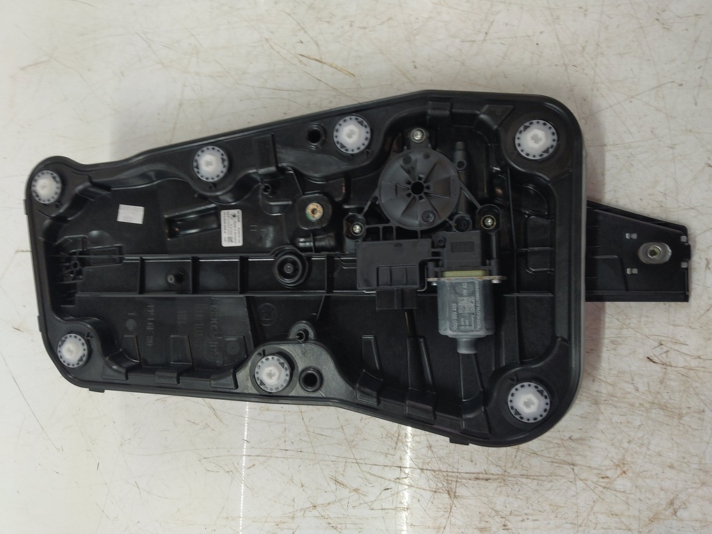 [MTD-527052] Motor de elevalunas Skoda Octavia 1.5 TSI