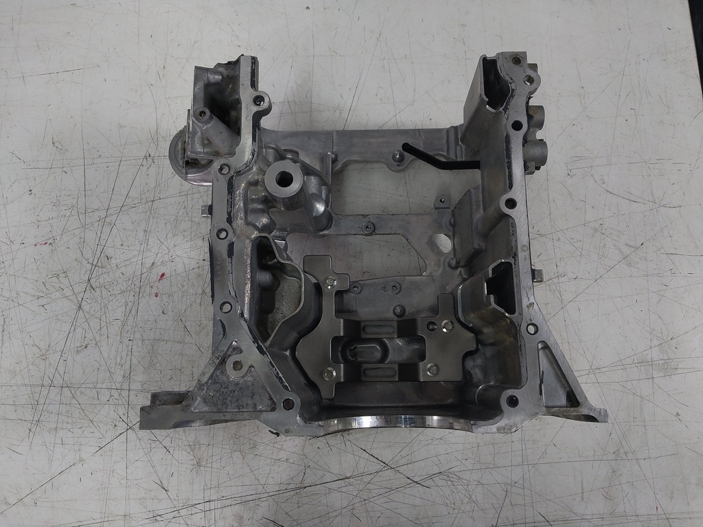 [MTD-530521] Parte superior del cárter de aceite Nissan X-Trail 2024 KR15DDT 1.5 VC-T Mild Hybrid