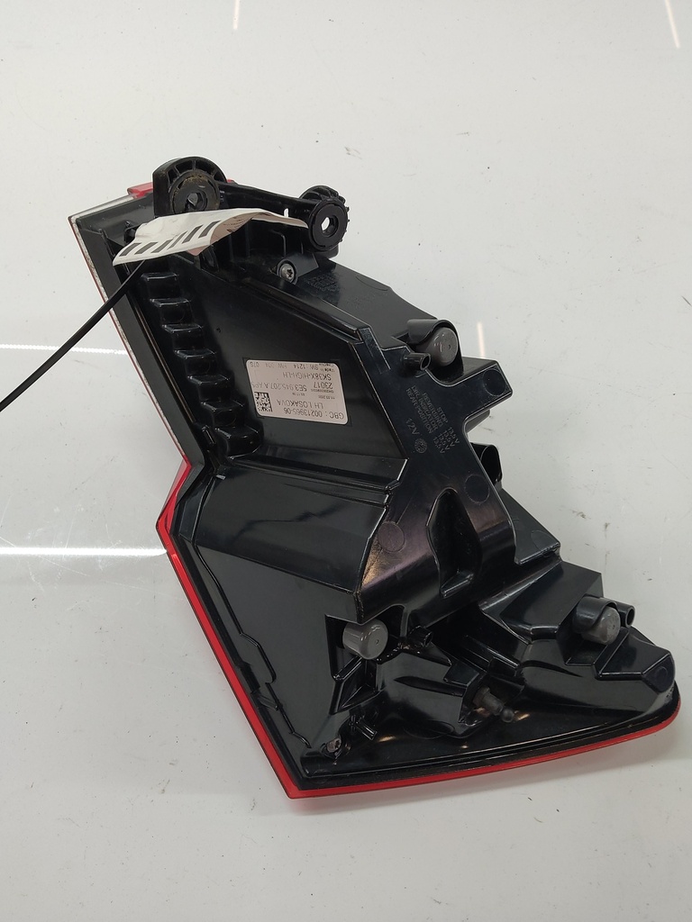 [MTD-530518] Luz trasera izquierda Skoda Octavia 2020 DPCA DPC 1.5 TSI 5E3945207A