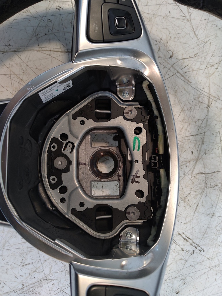 [MTD-531917] Volante motor Mercedes Clase E W213 2017 OM654 2.0 CDI E 220 d A0004606600
