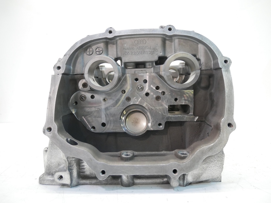 [MTD-439688] Culata Audi A4 B7 A6 4F2 3.2 FSI BKH 06E103374B