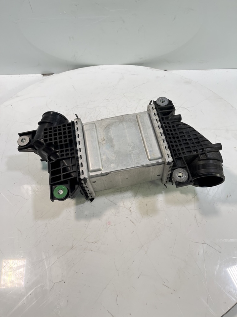 [MTD-418062] Intercooler VW Transporter T6 2.0 TDI Diésel 04L145749J