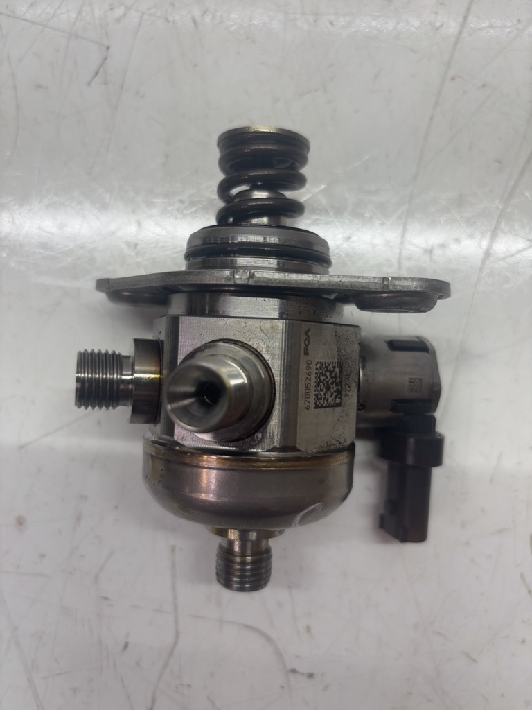 [MTD-465569] Bomba de combustible Alfa Romeo Giulia 2.9 gasolina 670053476 670052690