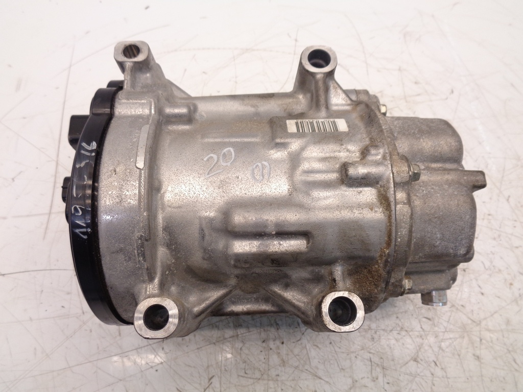 [MTD-375866] Compresor de aire acondicionado para Toyota Yaris P21 1.5 Hybrid 2021