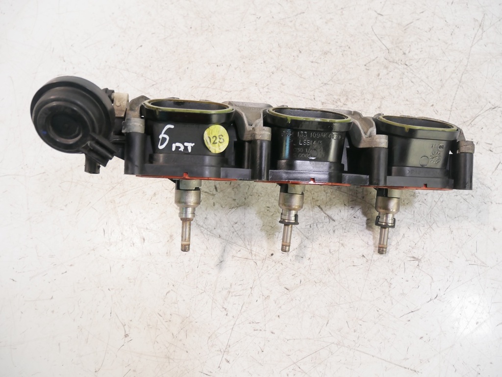 [MTD-439317] Colector de admisión Audi A4 S4 A5 S5 3.0 Quattro CAKA CAK 06E133109AK