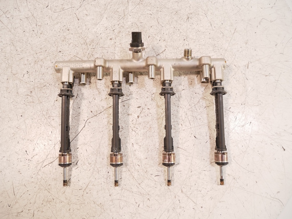 [MTD-444965] Rampa de inyectores Mercedes A2820702600 1.3 M282.814 2023