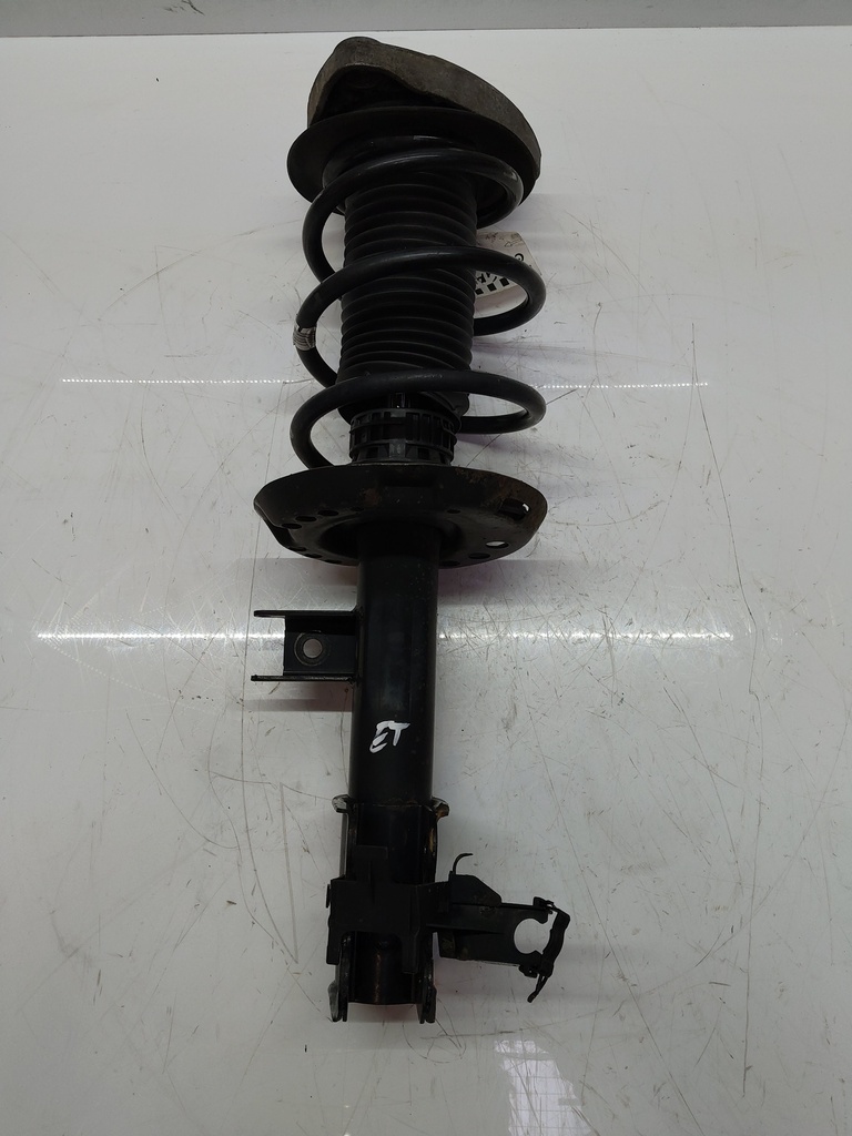 [MTD-501059] Puntal de suspensión Mercedes Clase A W176 1.6 Blue EFFICIENCY M270.910