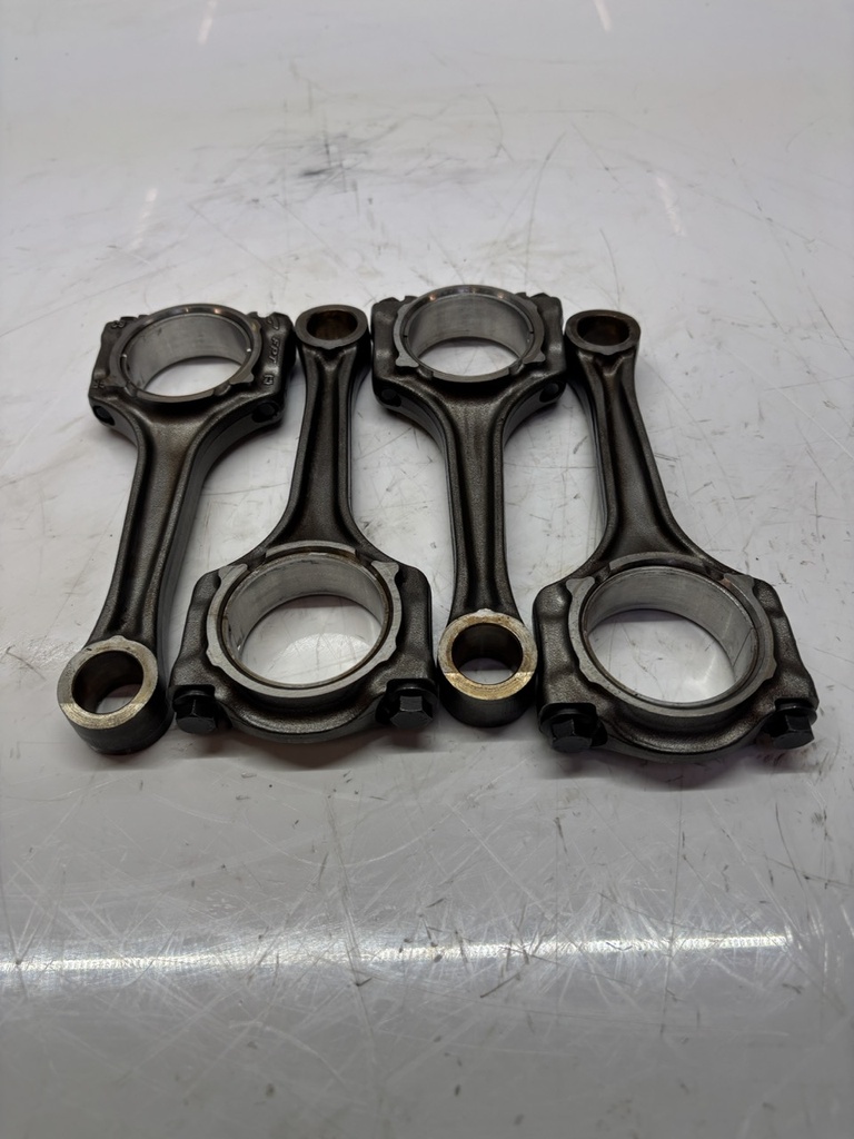 [MTD-502062] 4x Biela para Abarth 500 1.4 gasolina 312A3000 55208465