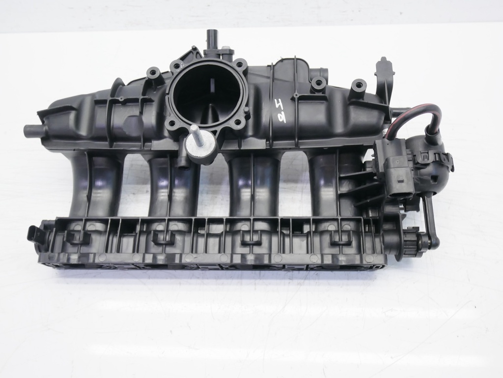 [MTD-428283] Colector de admisión Audi A4 B8 2.0 TFSI CDN CDNC 06H133185