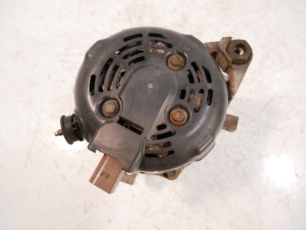 [MTD-431114] Alternador para Toyota Hilux VIII 2.4 D 4WD 2GD 2GD-FTV 27060-0L110