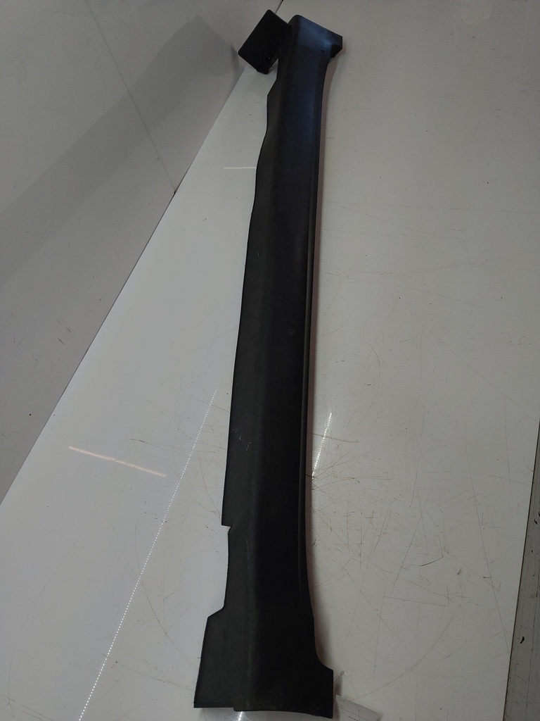 [MTD-509324] Faldón lateral derecho Kia Sportage MK4 QLE 1.6 G4FD
