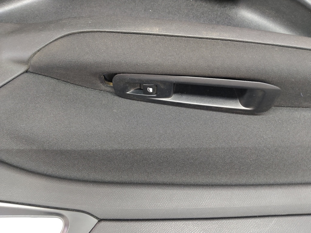 [MTD-511317] Panel de puerta Peugeot 308 SW II 1.5 BlueHDi 102 CV YHY DV5RD