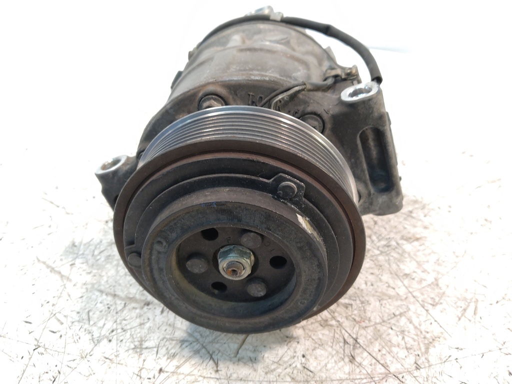 [MTD-512199] Compresor de aire acondicionado BMW Serie 7 G11 4.4 V8 750i N63B44O2 6822848