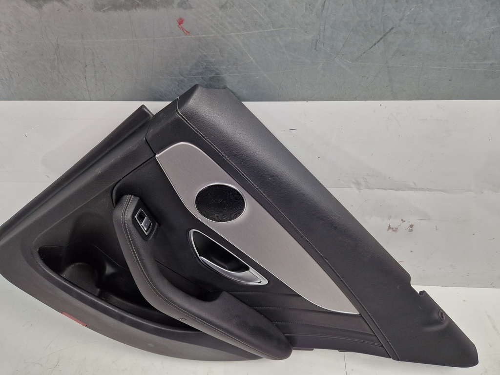 [MTD-497126] Embellecedor de puerta Mercedes Clase C W205 2.2 CDI C220 OM651.921