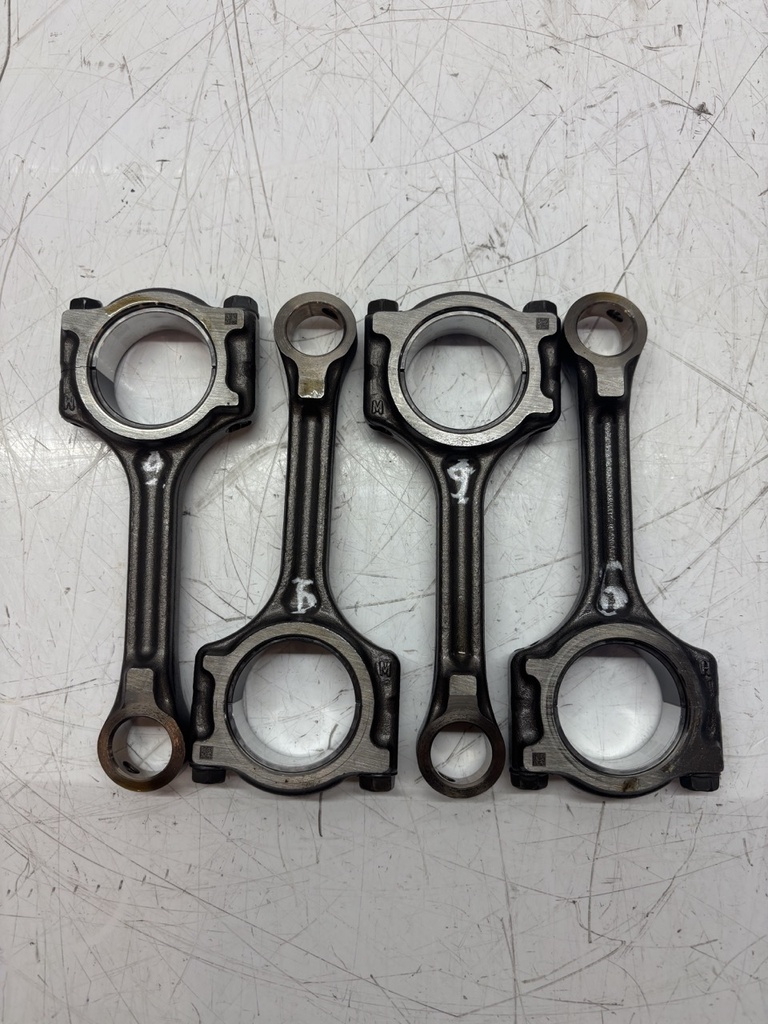 [MTD-468273] 4x Biela Nissan Qashqai III 1.3 DIG-T HR13DDT