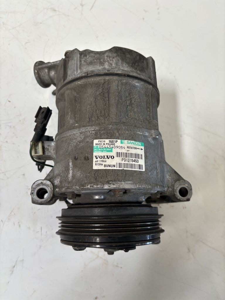 [MTD-457025] Compresor de aire acondicionado Volvo S60 II 2.0 D3 D5204T2 31315453