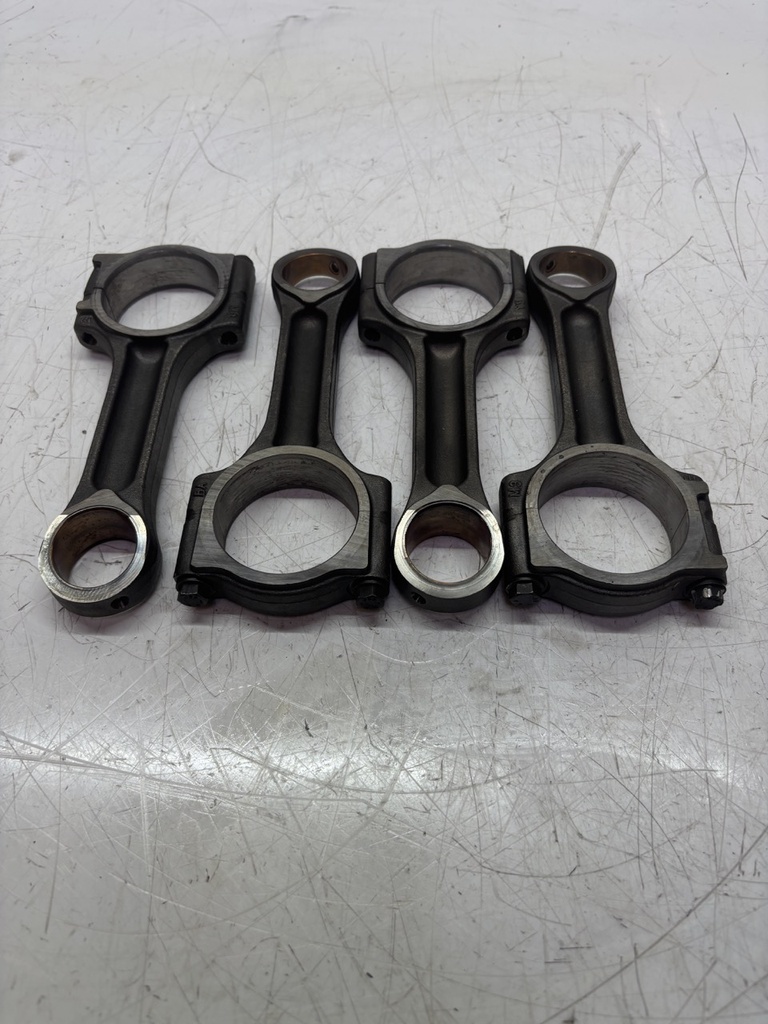 [MTD-453331] Juego de 4 bielas para Nissan Qashqai JJ10E 2.0 dCi M9R832 M9R