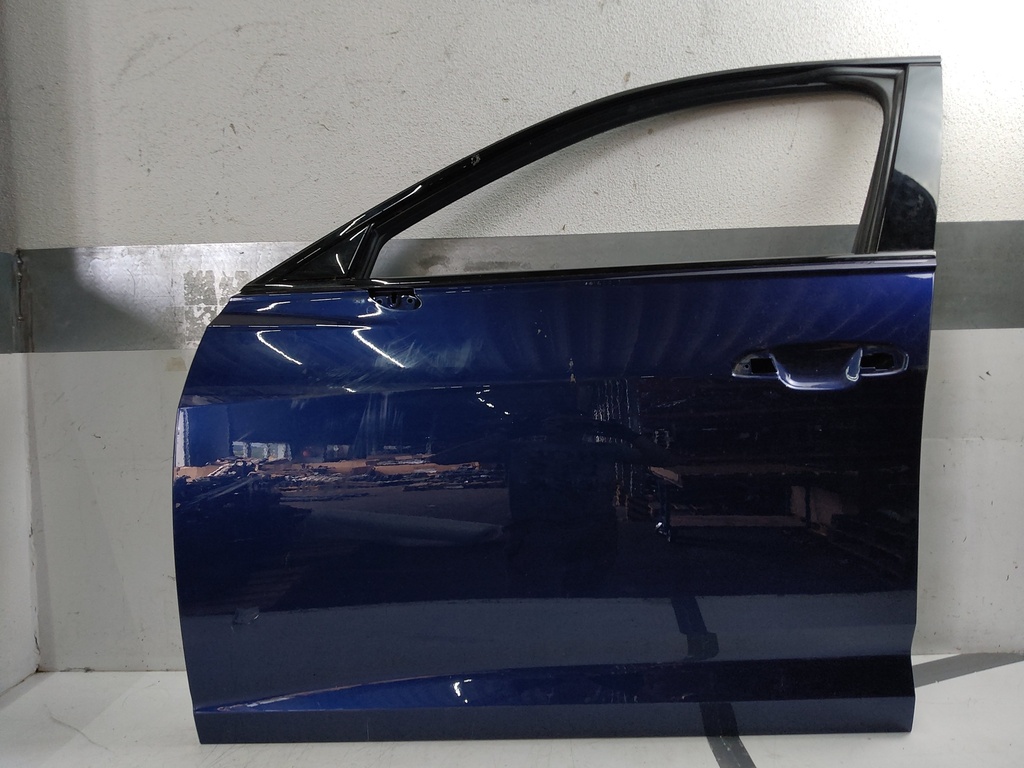 [MTD-526682] Puerta delantera izquierda Audi A6 C8 Avant RS6