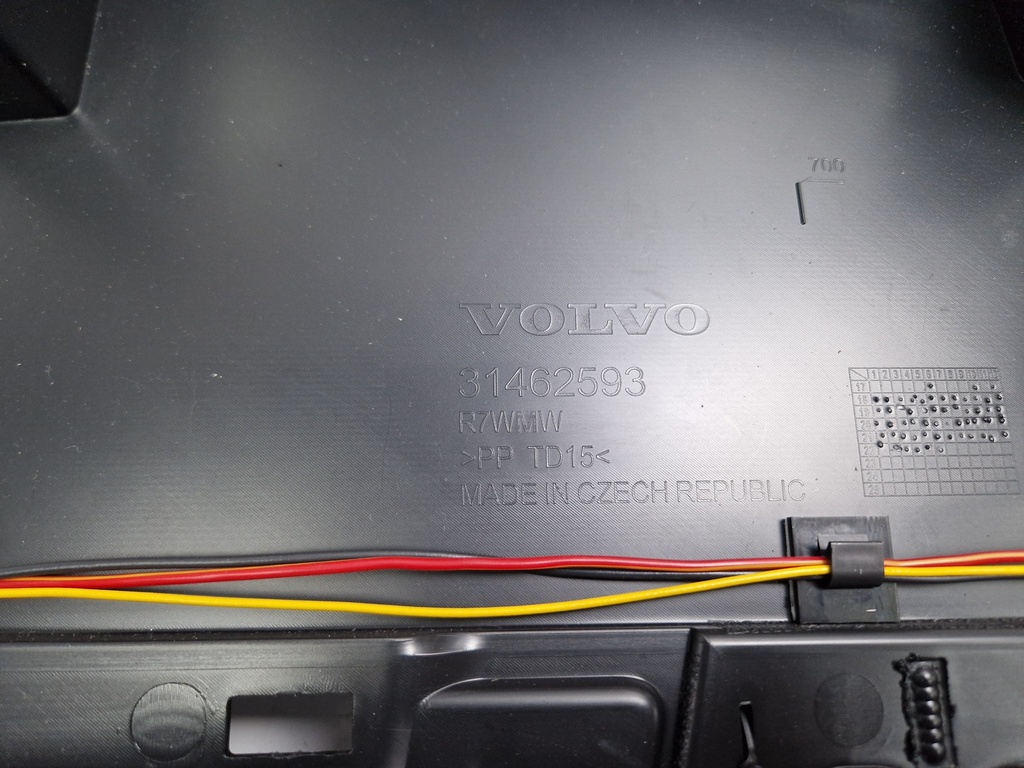[MTD-497174] Cubremaletero Volvo V60 MK2 Cross Country 227 2.0 B4 31462593