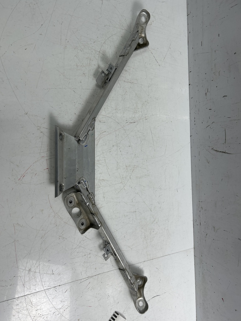 [MTD-498571] Puntal de refuerzo Porsche Panamera 2.9 V6 CSZ CSZB
