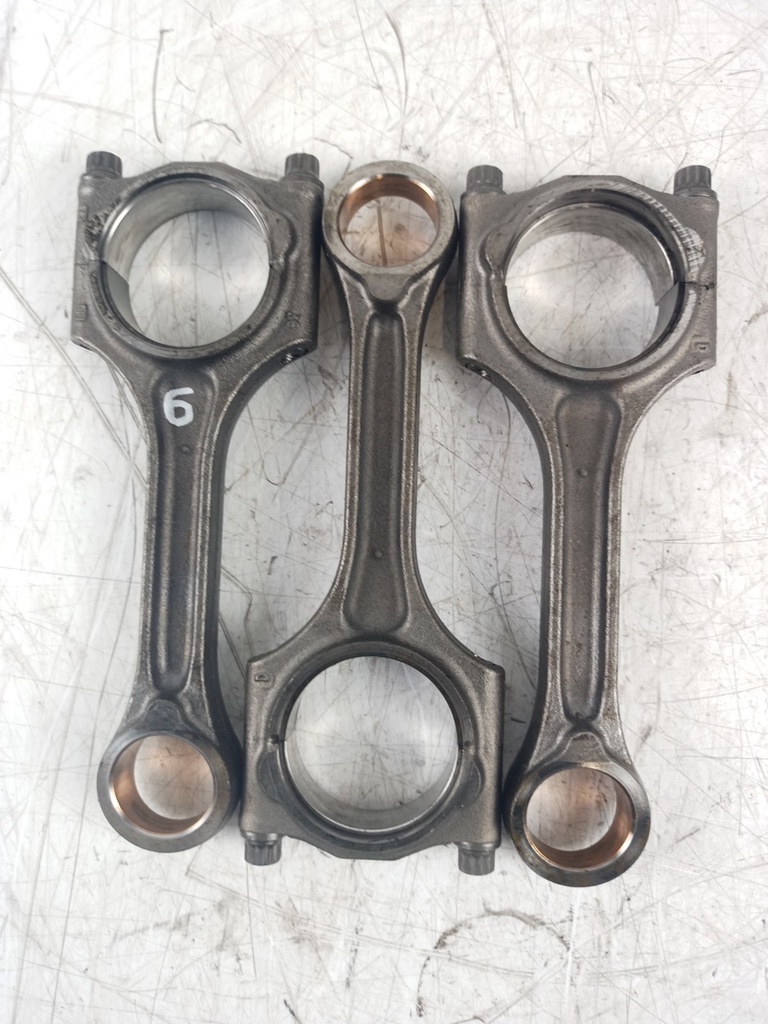 [MTD-434070] 3x Biela Volvo C30 533 2.0 D3 D5204T5 31401216
