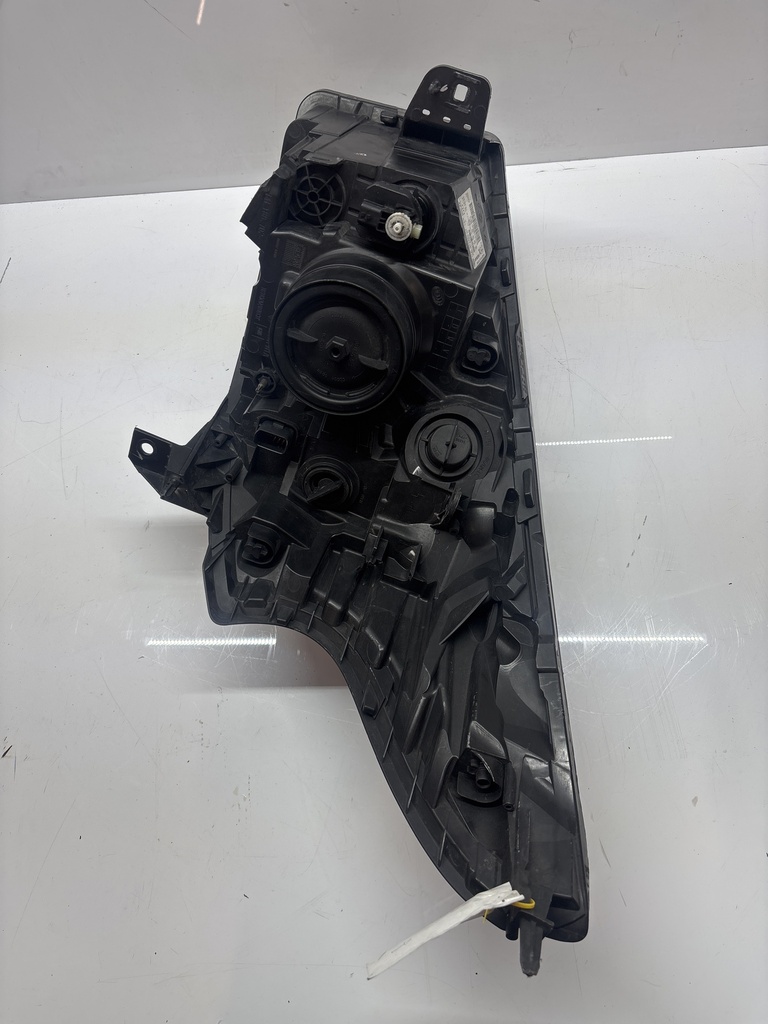 [MTD-499106] Faros delanteros Opel Vivaro L2H2 2900 CDTI Biturbo S/S 1.6 Diesel